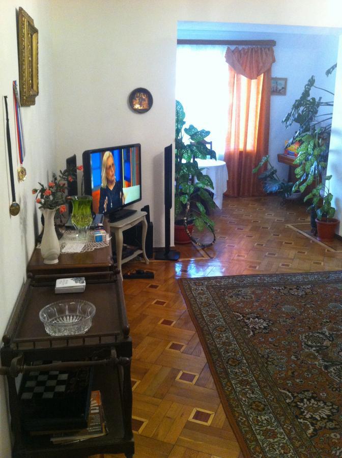 Homestay On Akademika Sakharova Sukhumi Exteriör bild
